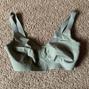 Lululemon Green Bralette Sports Bra 32DD